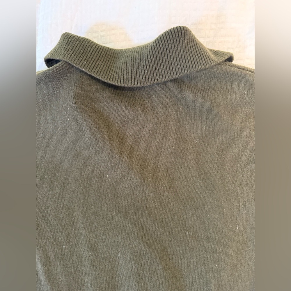 Banana Republic Women's 100%Cashmere Sweater Polo in Military Olive Green - Picture 11 of 14